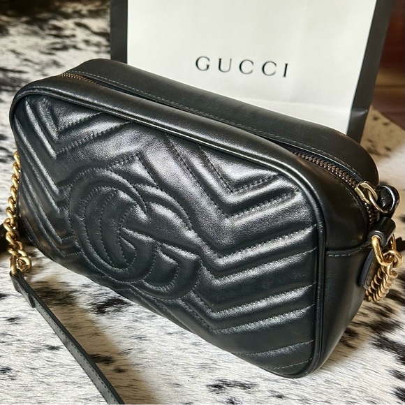 Gucci Marmont Small Shoulder Bag - Picture 14 of 16